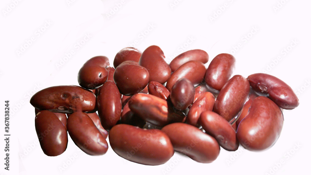 kidney beans isolated on white background kidney beans isolated on white background