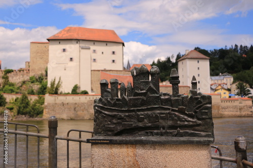 Blick auf die Festung Veste Niederhaus in Passau photo