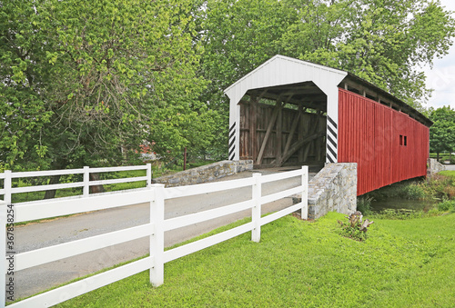 Willow Hill covered bridge © jerzy
