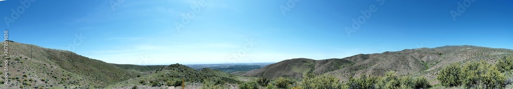Fototapeta premium panoramic view of the mountains