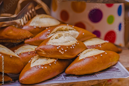 Pretzel buns or spelt pretzel knots