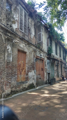 one of the buildings that had been abandoned in the old city of Semarang, Indonesia