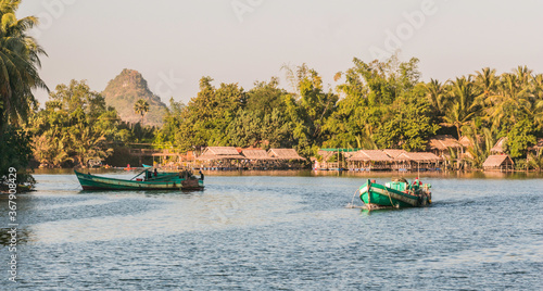 Vászonkép The river at Bokor national park, Kampot