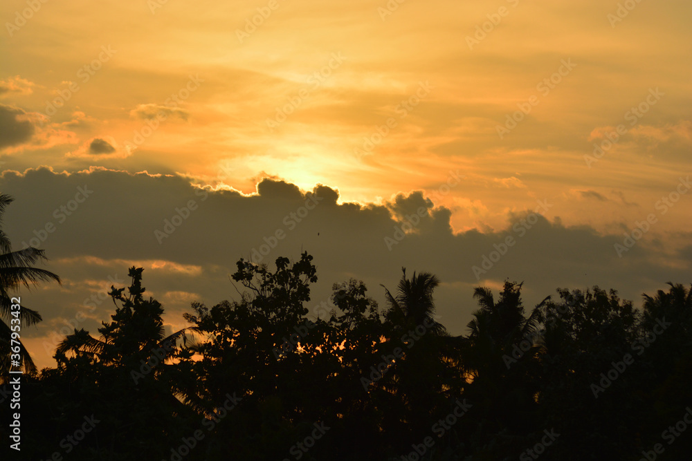 Obraz premium sunset in the mountains