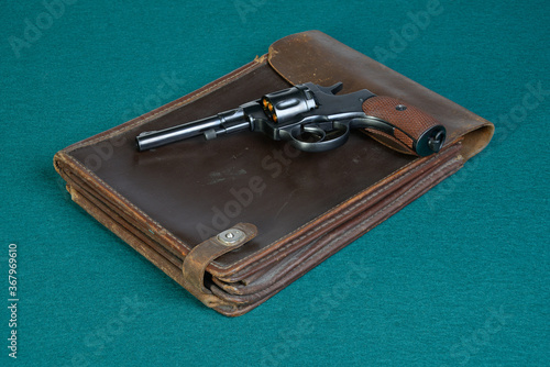  Revolver and map-case