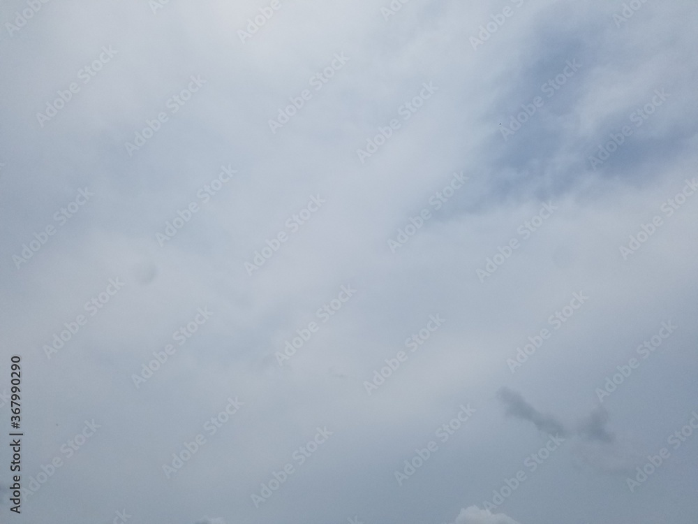 空・薄曇・朝、昼・巻雲(すじ雲)・雲2割Sky, light cloud, morning, daytime, cirrus (streak), cloud 20% 空・薄曇・朝、昼・巻雲(すじ雲)・雲2割Sky, light cloud, morning, daytime, cirrus (streak), cloud 20%