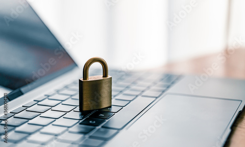 Canvastavla Cyber security