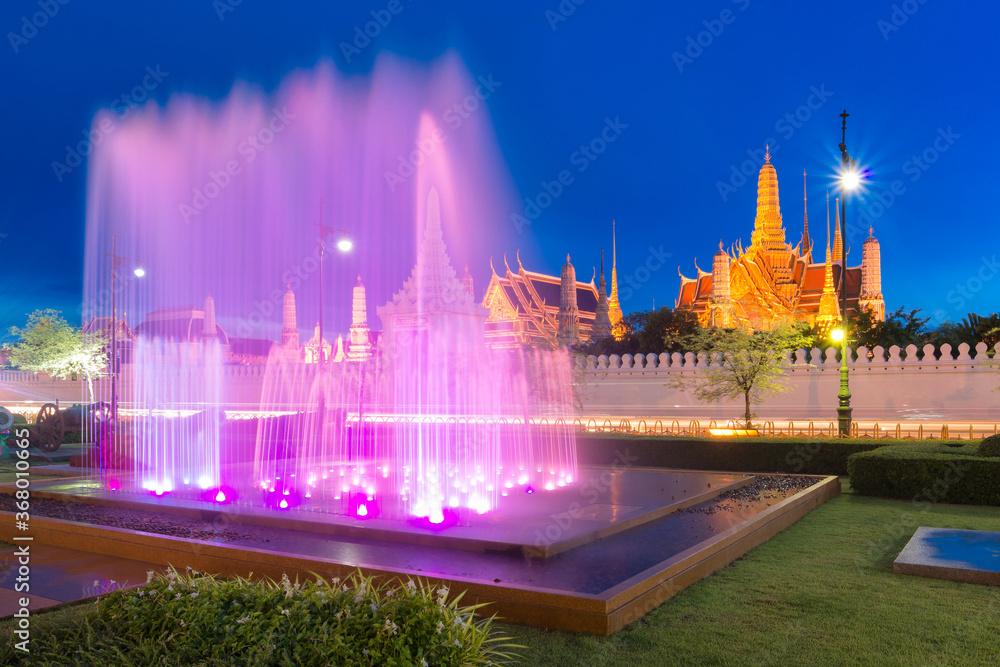 Fountain dance show in front of Wat Phra Kaew, Temple of the Emerald Buddha in Bangkok, Thailand.