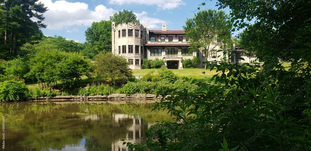 Obraz premium palace in the park
