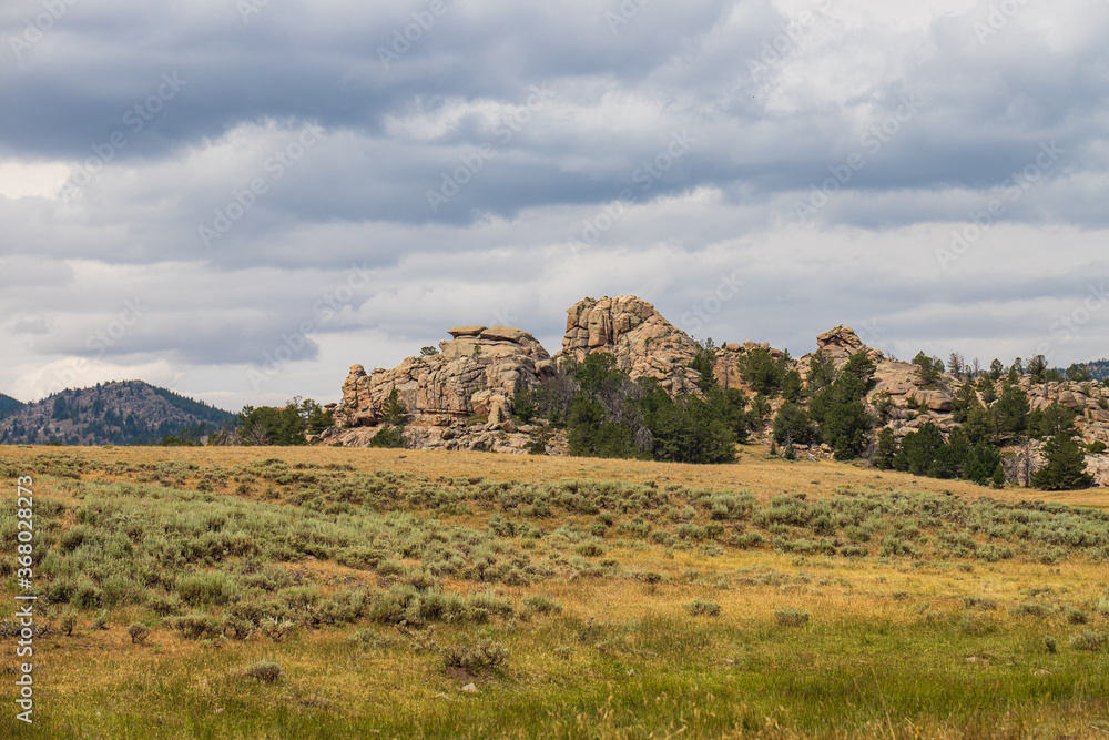 mountains of rock in wyoming