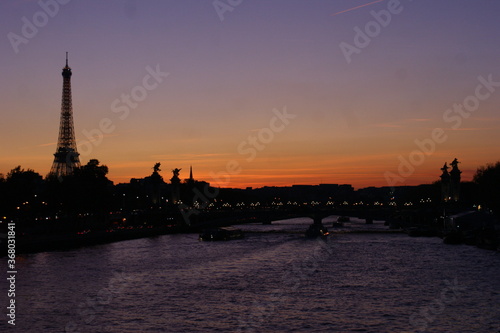 Sunset in Paris © Nuno