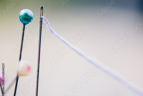 Thread needle button © slonme