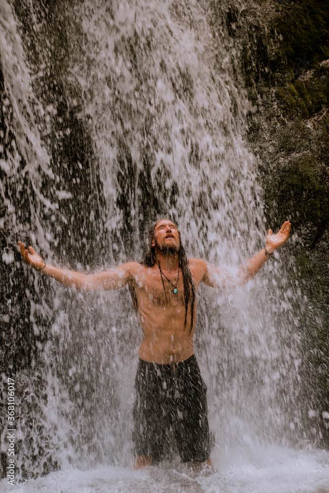 Fototapeta premium Sacred Waters