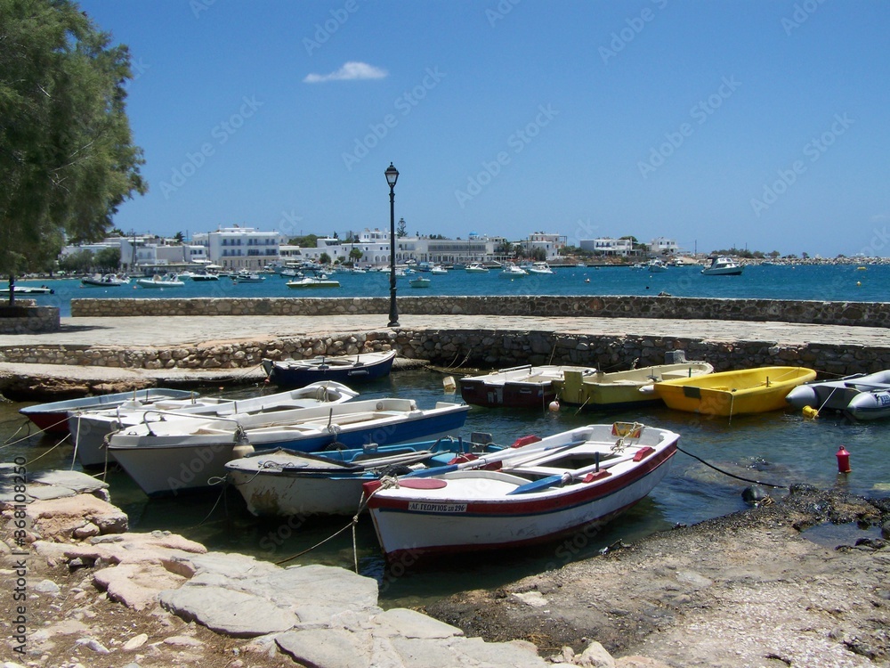Grèce - Les Cyclades - Île de Paros - Port de pêche d'Aliki