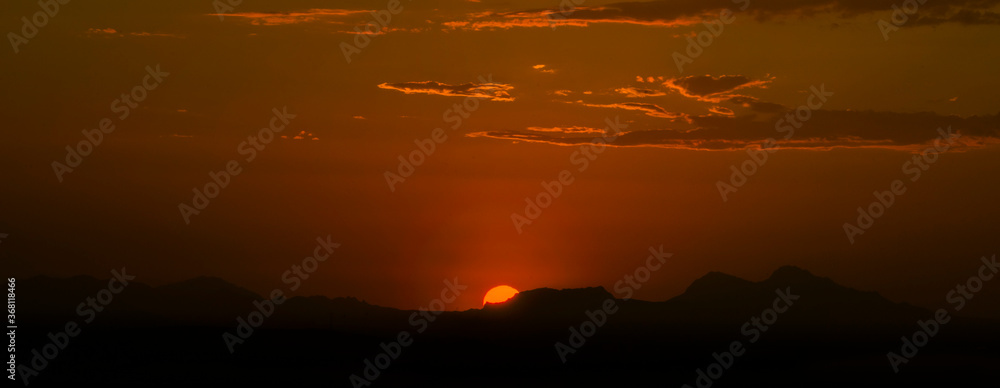 puesta de sol entre 7 cerros sonora 