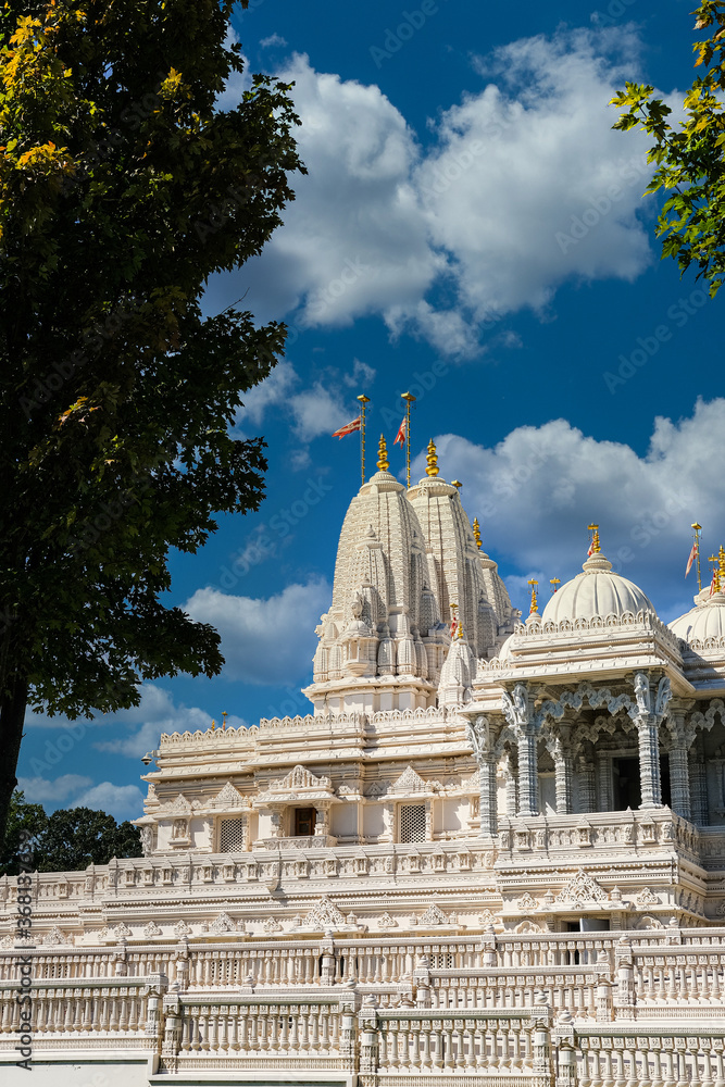 Fototapeta premium View of a white marble hindu temple