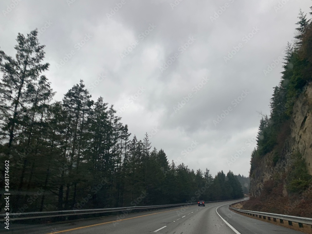 Naklejka premium road in the mountains