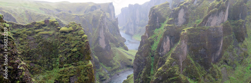 Iceland - Fjaðrárgljúfur canyon