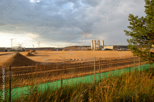 Wallpaper Mural Tesla Gigafactory Baustelle Berlin - Fabrik in Grüneheide in Brandenburg Torontodigital.ca