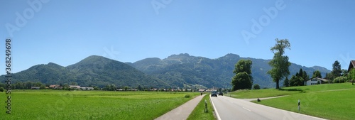 Am Bodensee-K  nigssee-Radweg  Bei Bernau Grassau