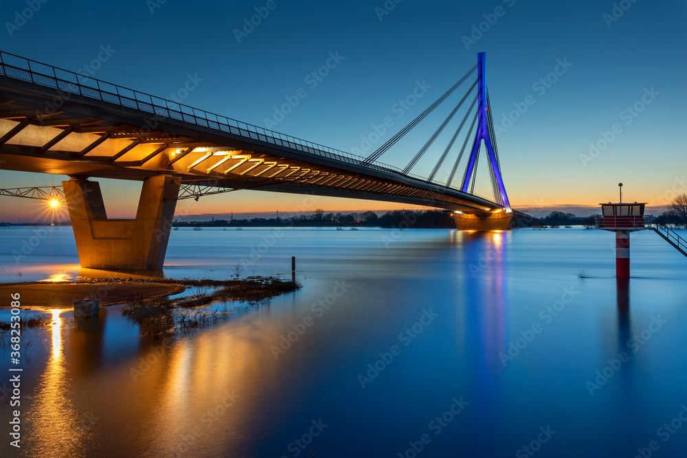 Niederrheinbrücke Wesel - Deutschland Niederrheinbrücke Wesel - Deutschland