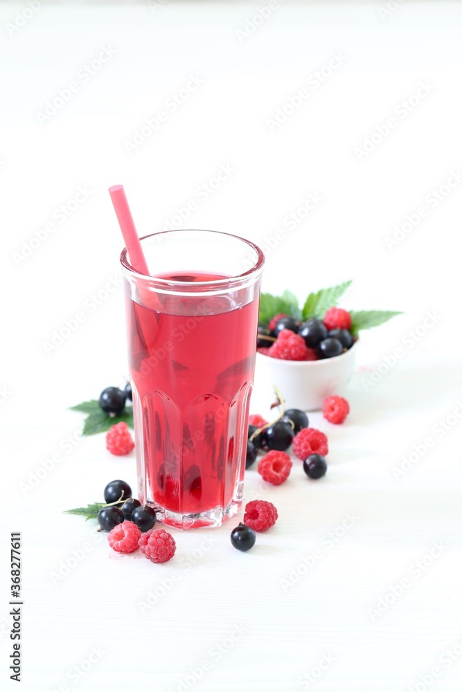 cranberry juice with berries cranberry juice with berries