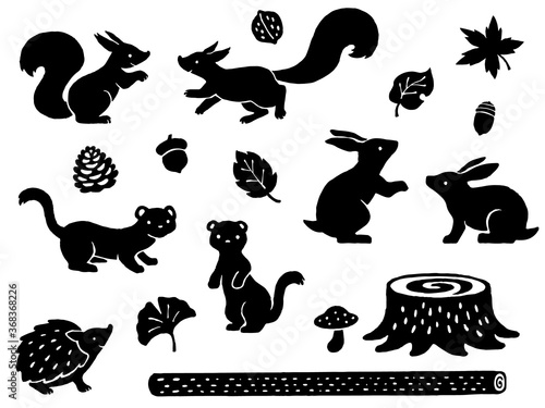 森の小動物の手描きシルエットイラストセット