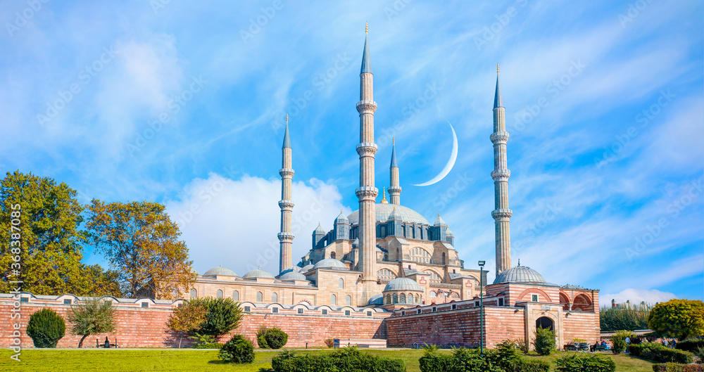 Selimiye Mosque with crescent moon 
 - Edirne, Turkey