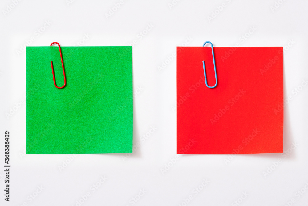 Memo notes with paper clip
