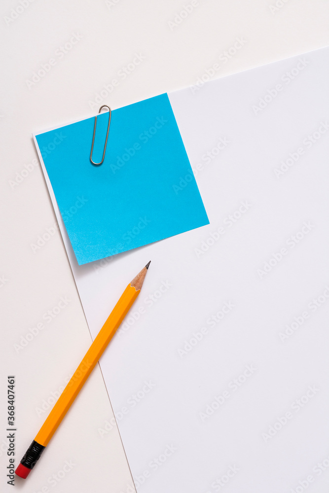 Blank paper memo with clip on white background
Blank paper memo with clip on white background