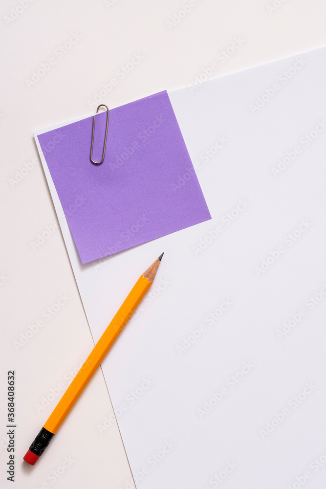 Blank paper memo with clip on white background
Blank paper memo with clip on white background