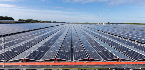 Bild auf Leinwand Solar photovoltaic modules installed in a power generation plant