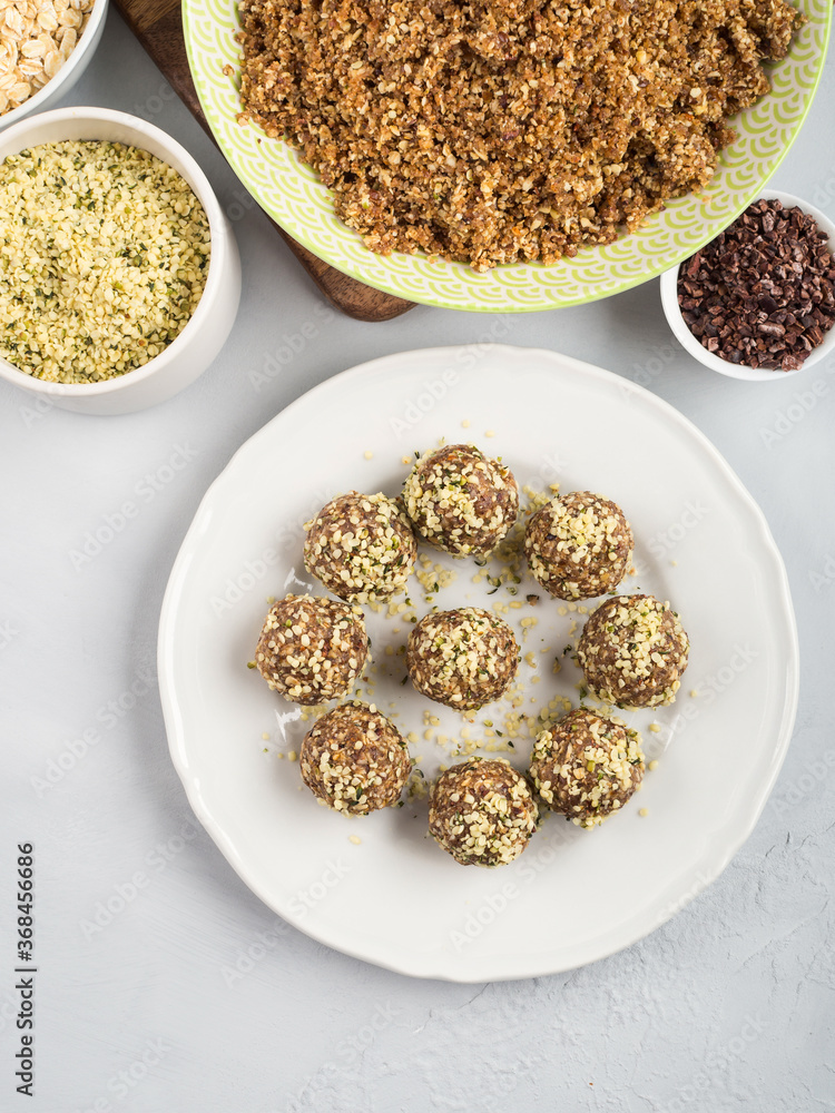 Energy protein balls with nuts, hemp seeds Energy protein balls with nuts, hemp seeds