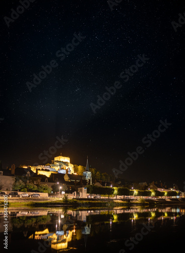 Dungeon of Montrichard at night under the stars © Bastizor