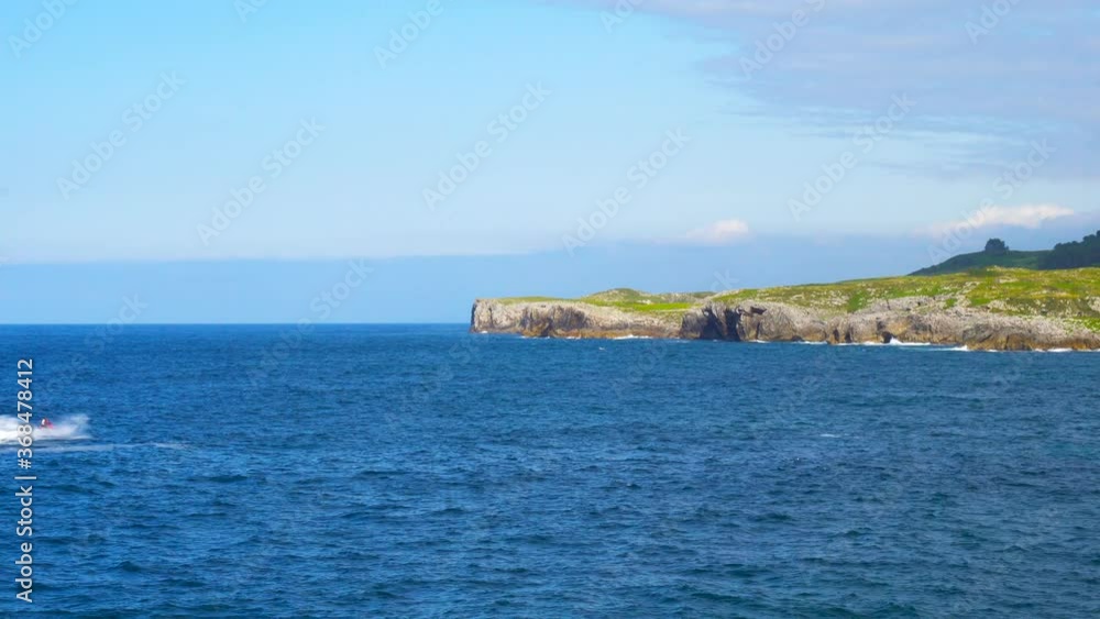 Ocean and Rocks, Wildlife Nature, Real Time, 4k
Ocean and Rocks, Wildlife Nature, Real Time, 4k