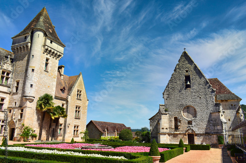 Billede på lærred Chateau, capilla y jardines de Les Milandes en Francia