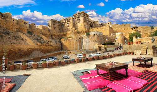 Jaisalmer - wonderful city in the desert called 