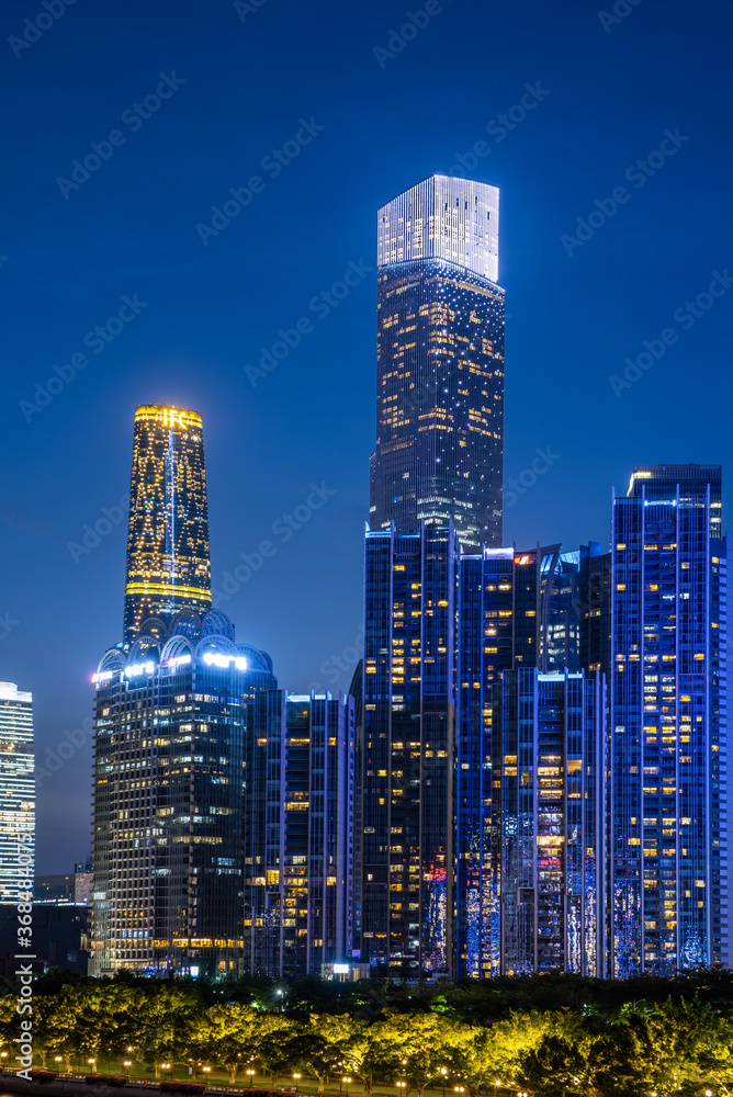 Obraz premium Night view of CBD buildings in Zhujiang New Town, Guangzhou, China