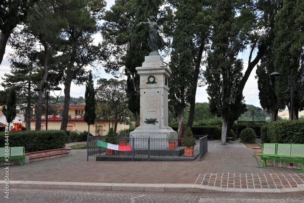 Calitri - Monumento ai Caduti