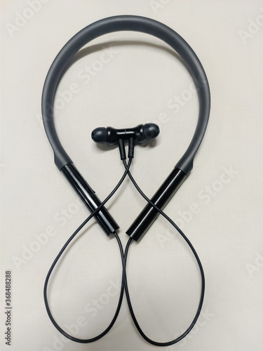 Neckband headphones