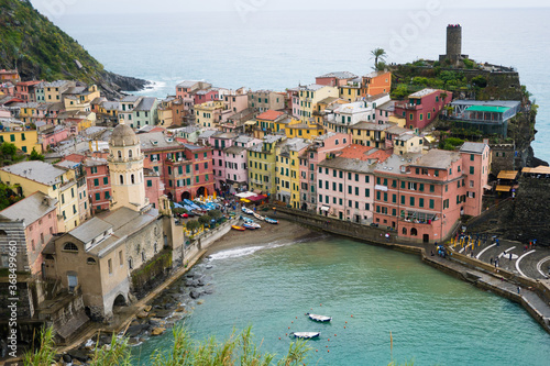 チンクエテッレの港の風景