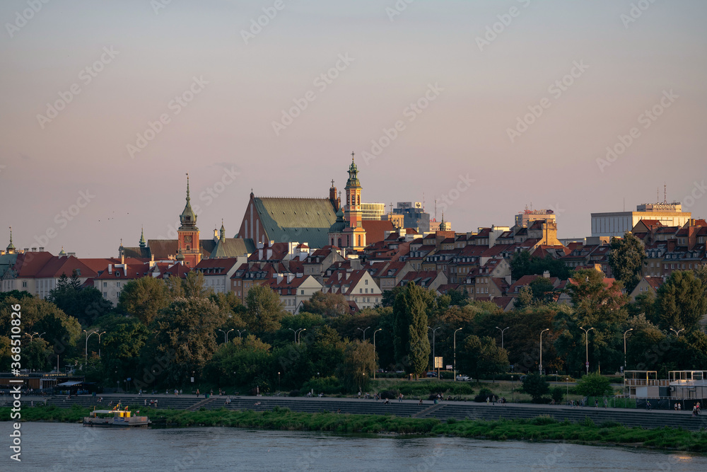 Widok na stare miasto w Warszawie