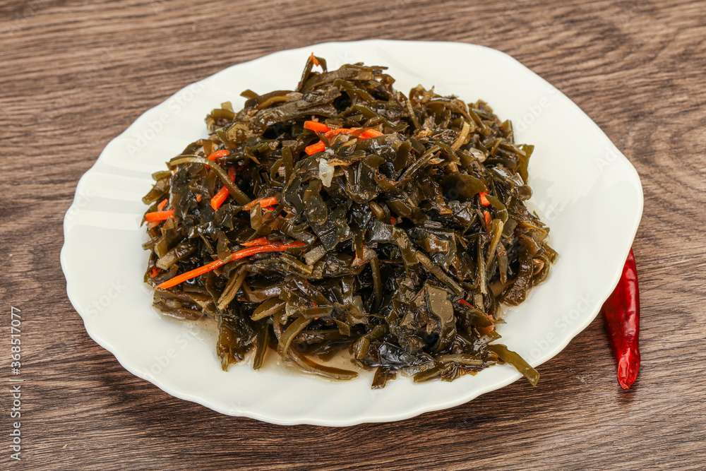 Seaweed cabbage with carrot and sesame Seaweed cabbage with carrot and sesame