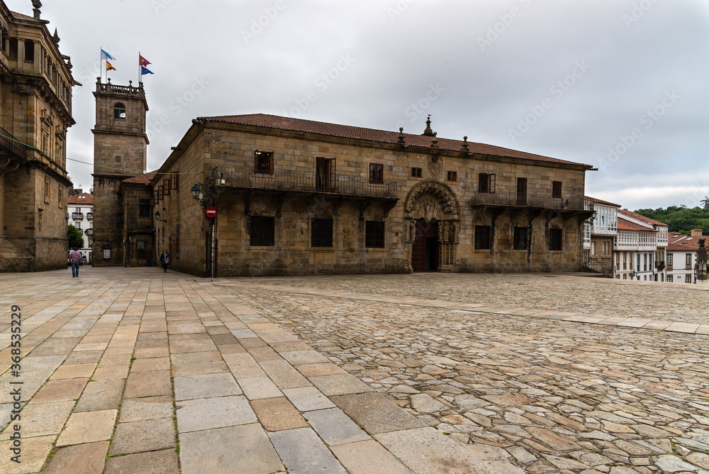 Palacio de Fonseca en Santiago de Compostela en zona monumental de la ciudad peregrina