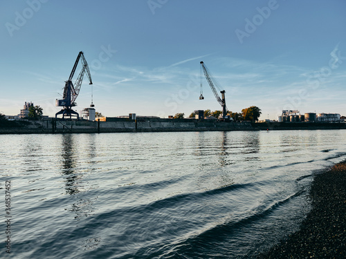 cranes in harbor © Andreas Hildebrandt