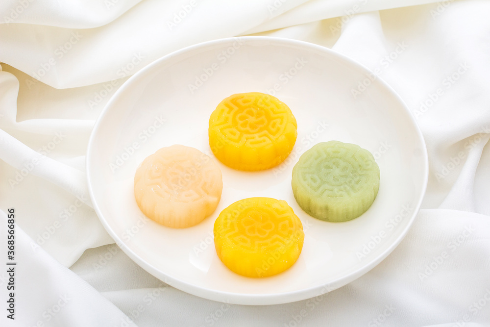 Mooncakes with ice skin Mooncakes with ice skin