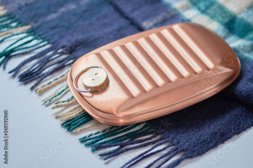 Canvas Print 湯たんぽとストール