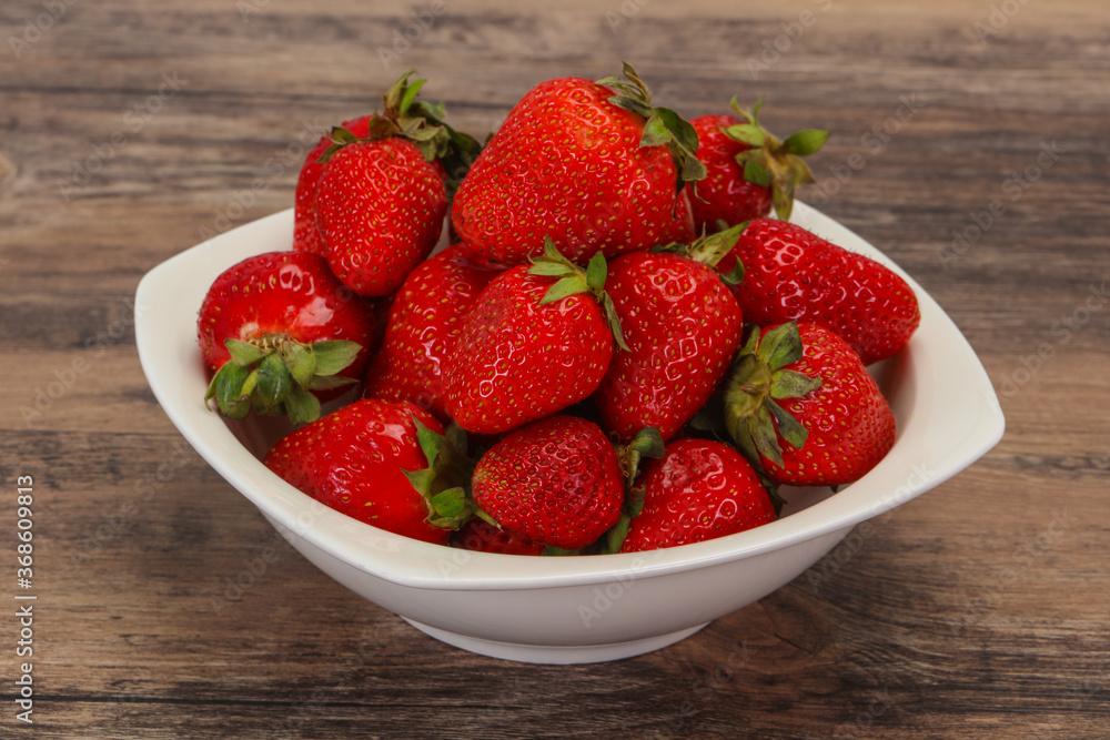 Sweet strawberry in the bowl Sweet strawberry in the bowl
