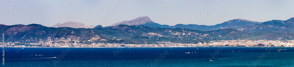 wunderschöner panorama ausblick von der bucht von playa de palma, mallorca, spanien 