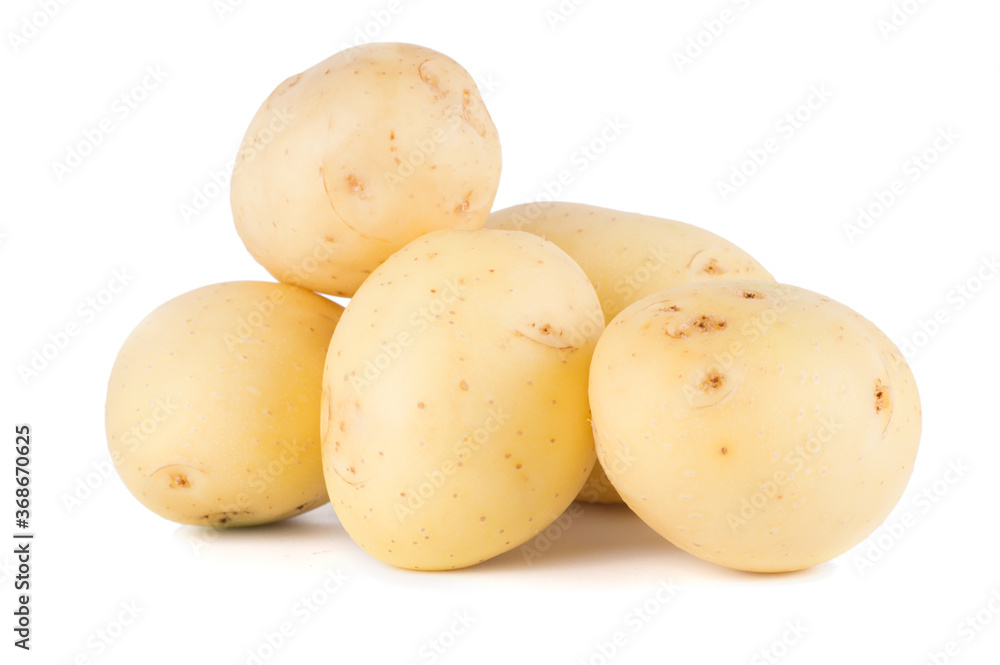 raw potatoes isolated on white background close up raw potatoes isolated on white background close up